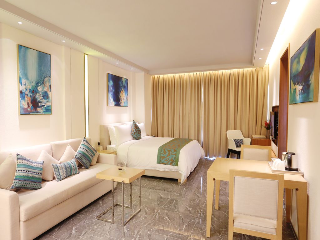 Sanya Poly Phoenix Hotel