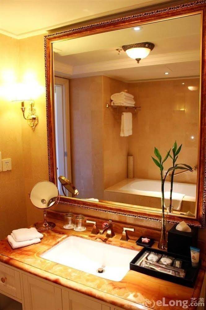 Sanya Yalong Bay Sintra Suites Hotel