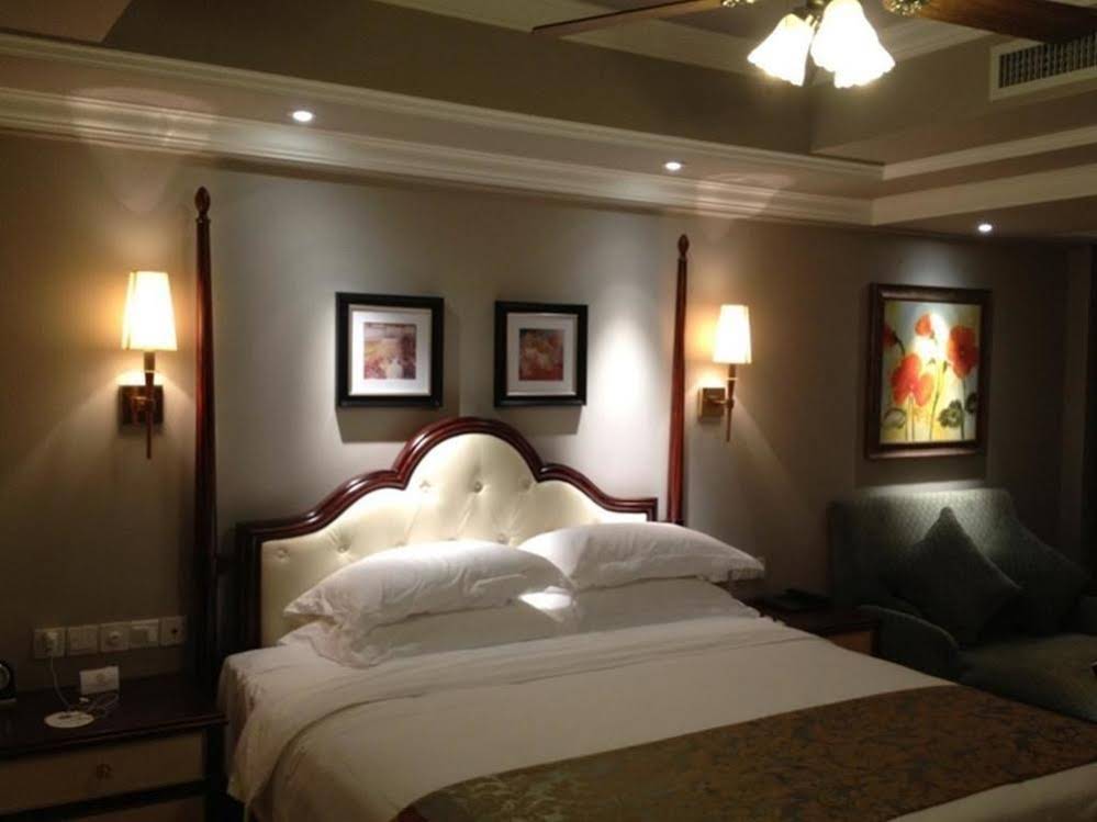 Sanya Yalong Bay Sintra Suites Hotel