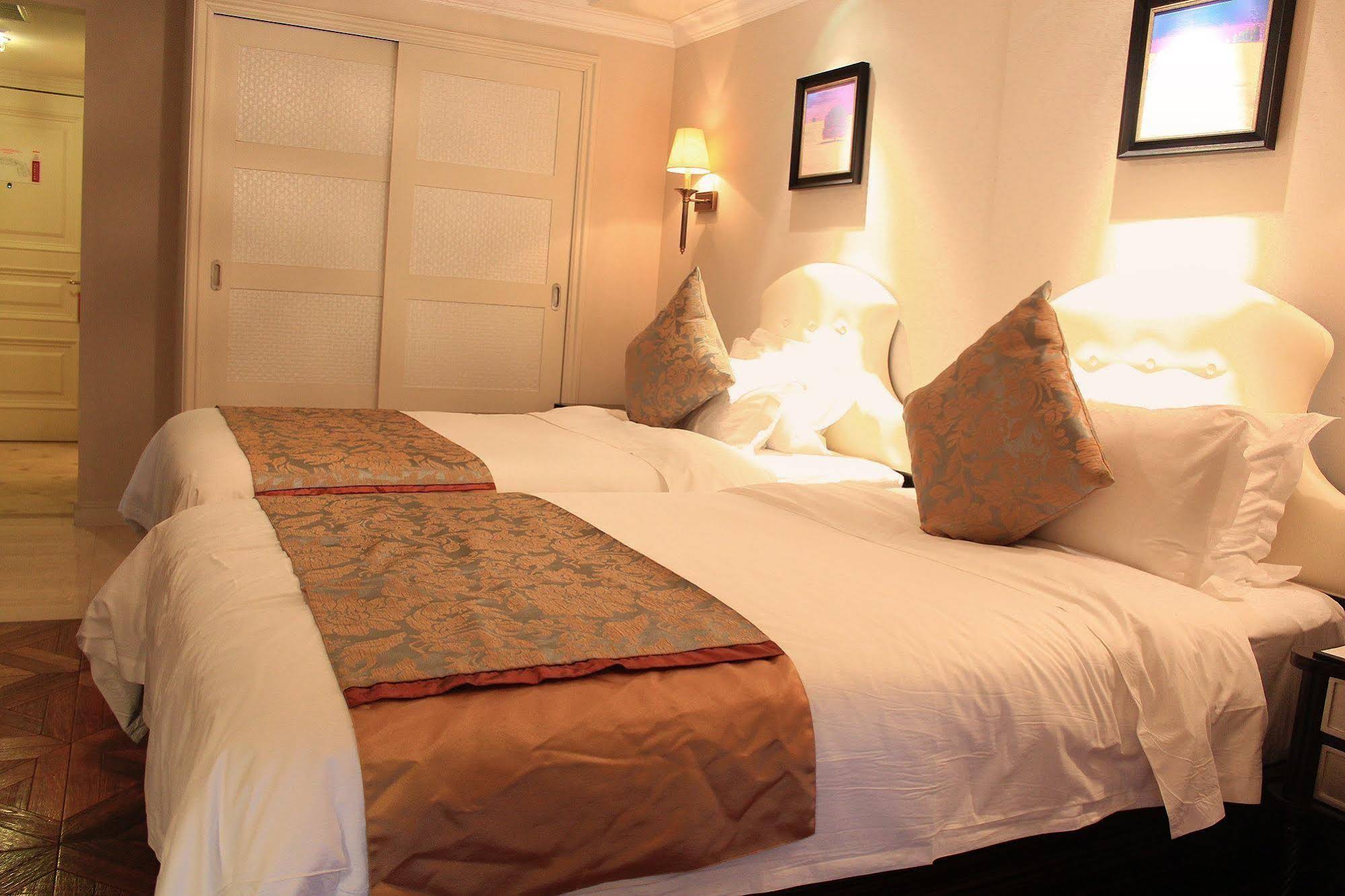 Sanya Yalong Bay Sintra Suites Hotel