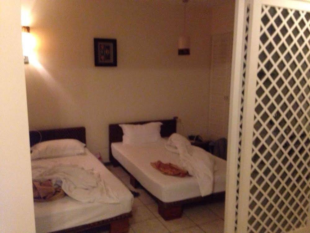 Weike Resort of Phoenix Waterside Town Sanya