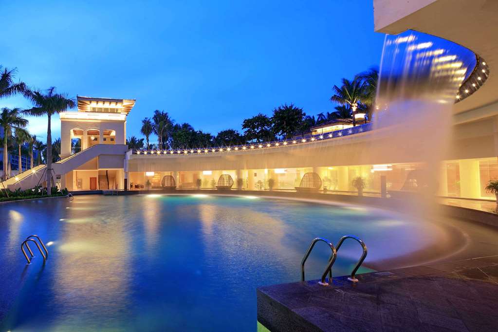 Wyndham Grand Plaza Royale Hainan Longmu Bay