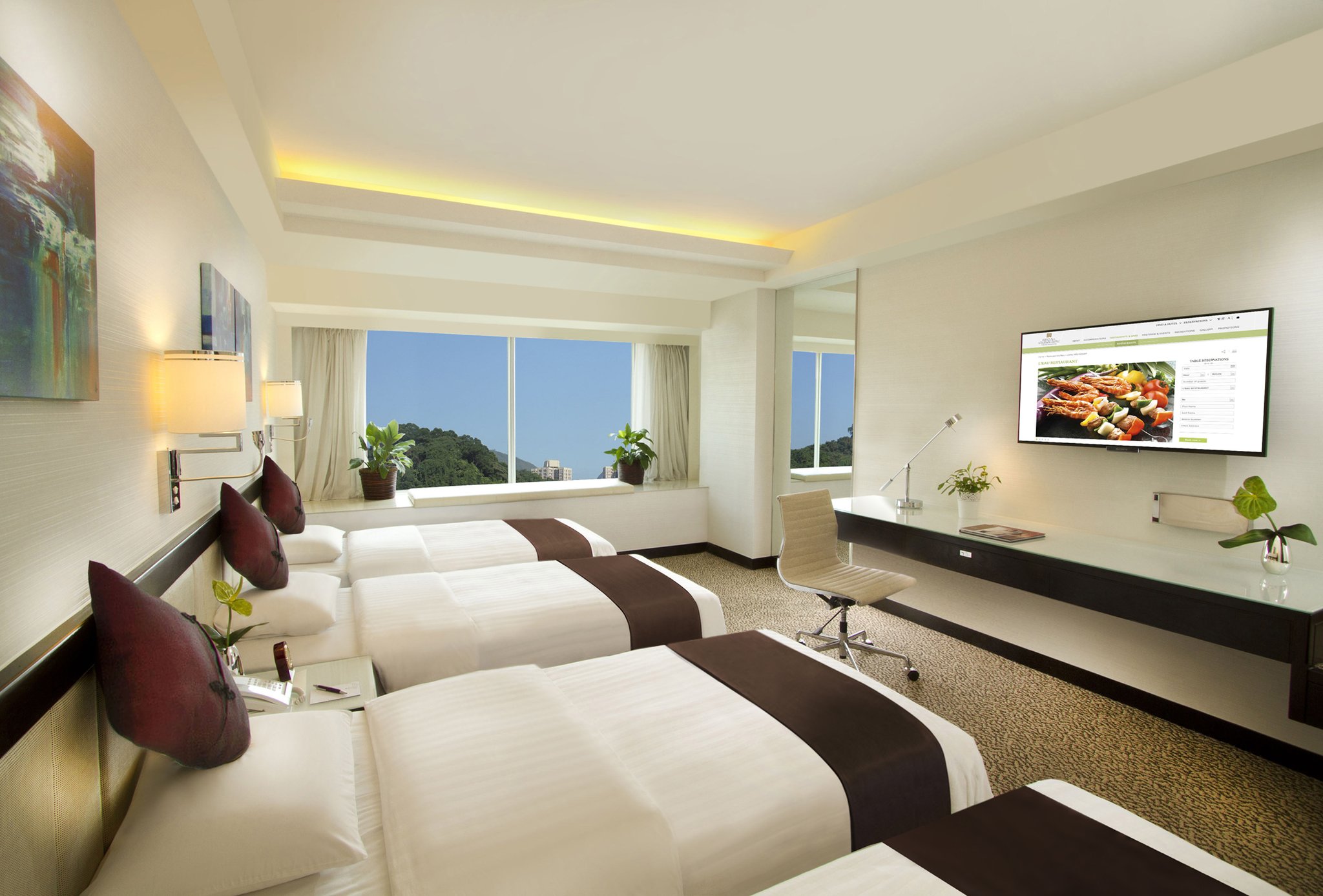 Regal Riverside Hotel