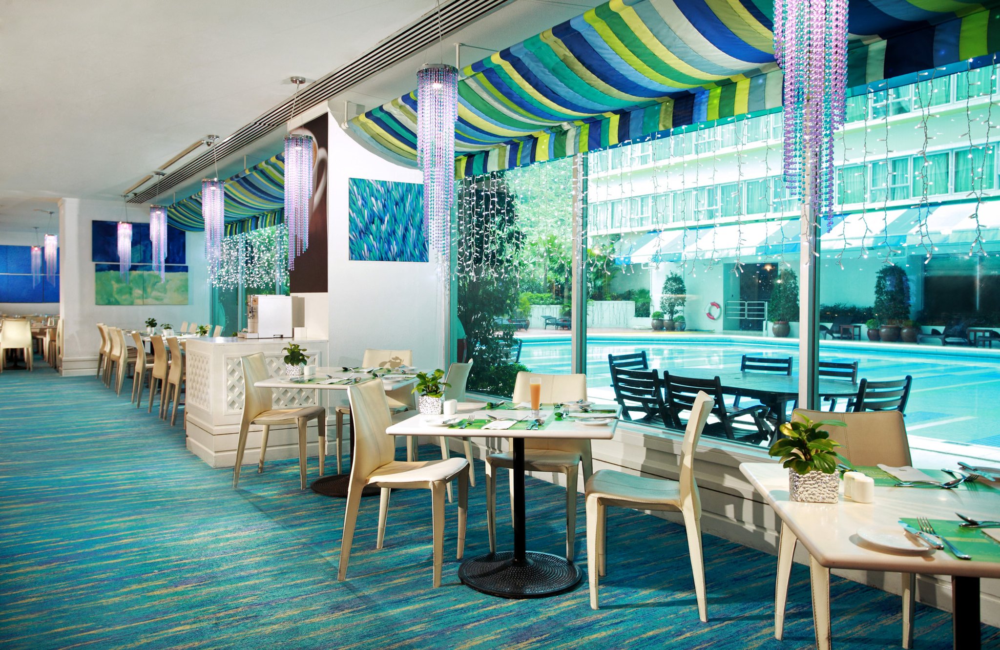 Regal Riverside Hotel