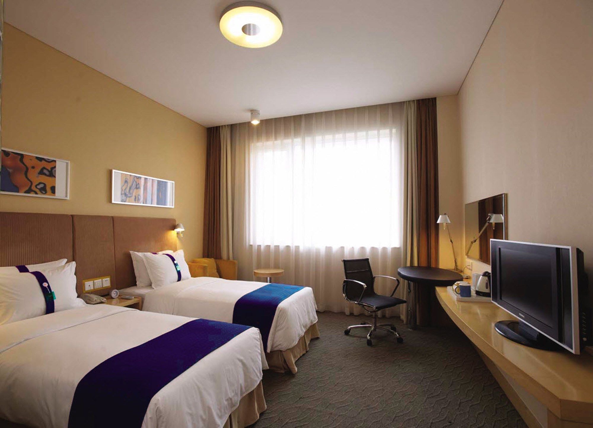 Holiday Inn Express Chifeng Hongshan