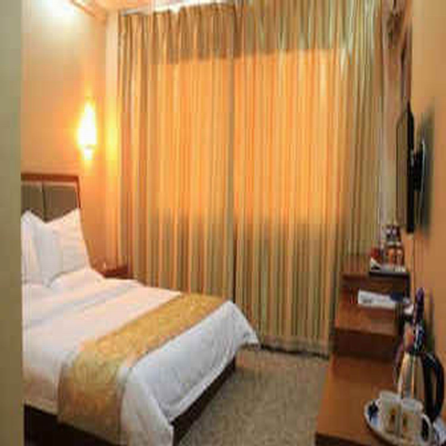 Super 8 by Wyndham Ordos KangBaShi Bo Yu