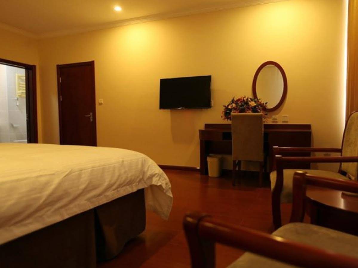 Greentree Inn Inner Mongolia Wulanchabu Jining District Futaiyuyuan Express Hotel