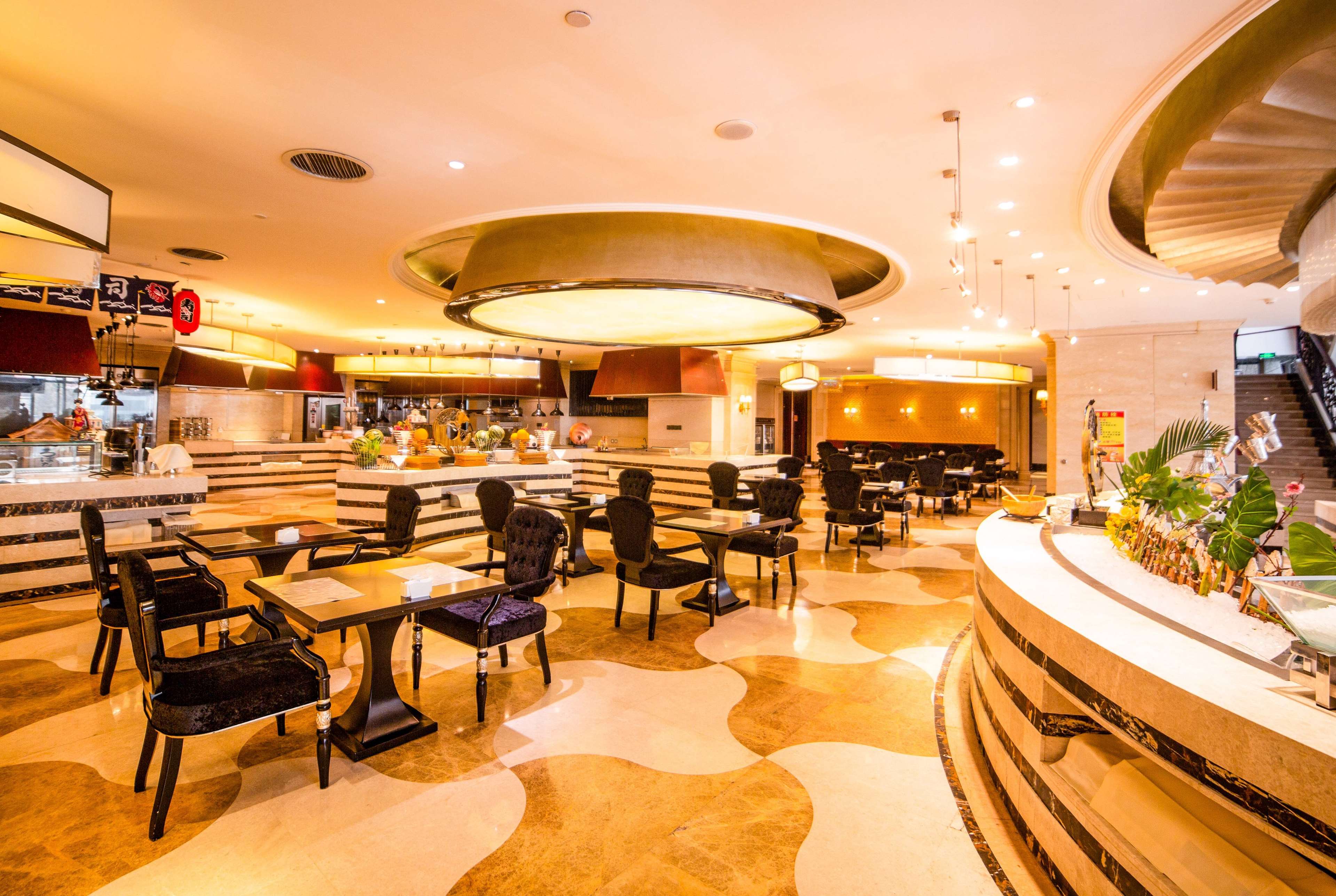 Howard Johnson by Wyndham Domando Plaza Wulanchabu