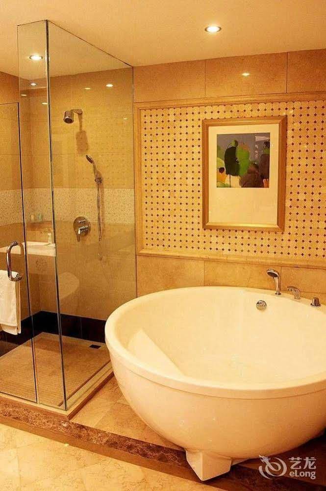 Aiqinwan Holiday Hotel