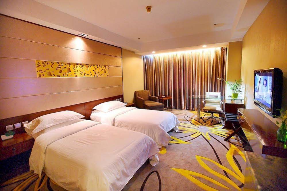 Dalian Gladness Hotel