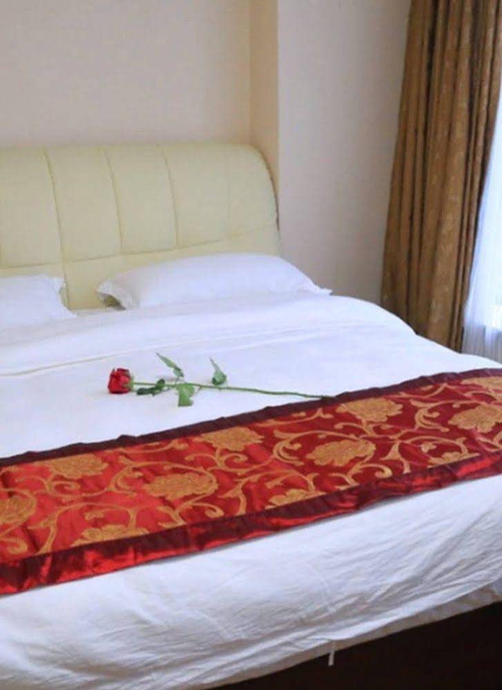 Jinfeng Hotel Apartment