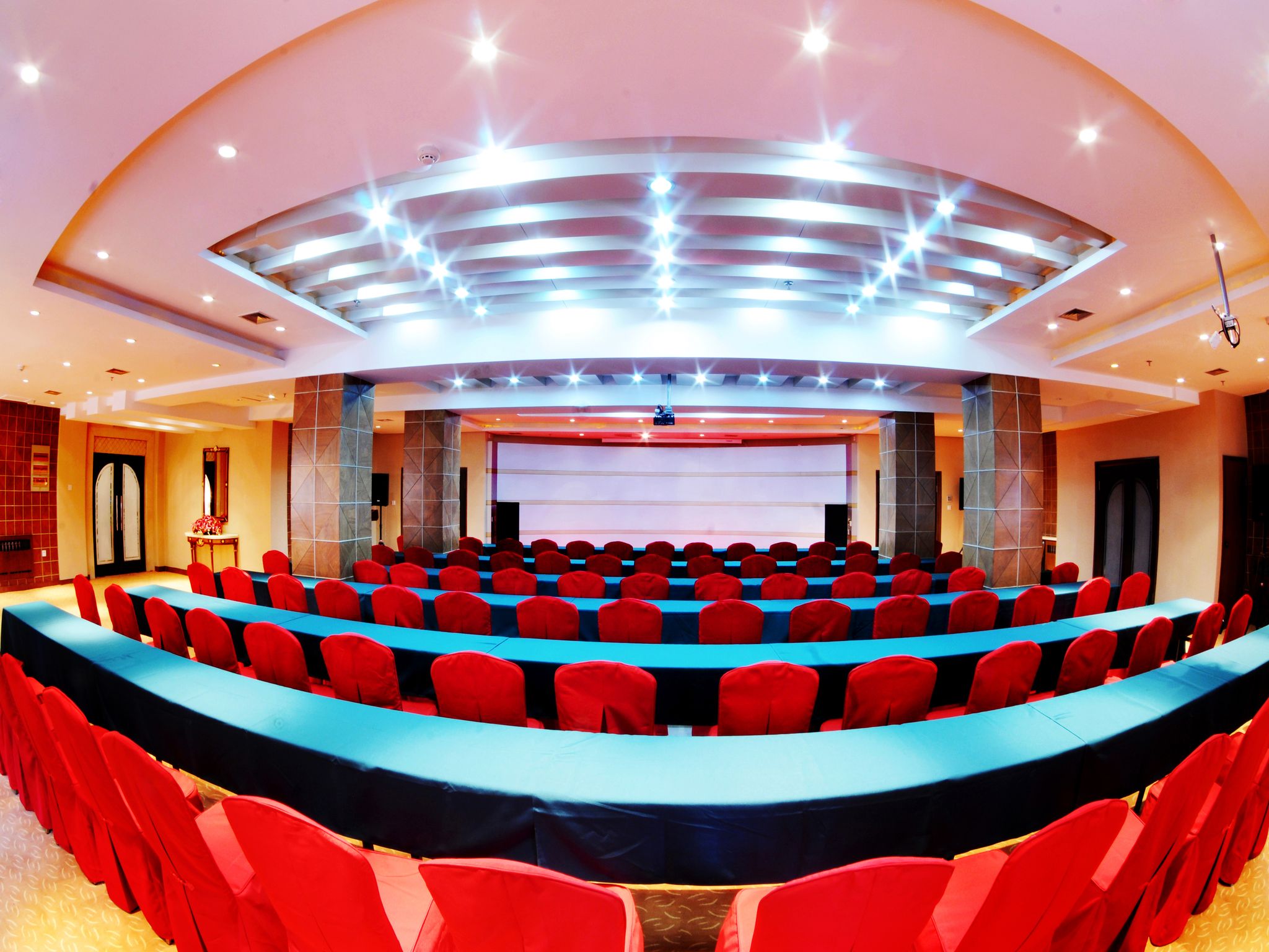 Gfour Holiday Hotel