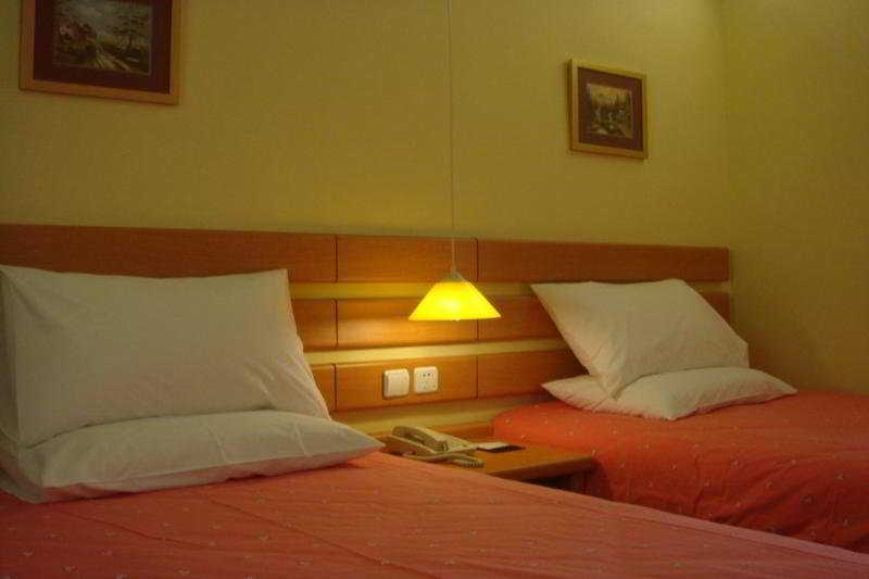 Home Inn Central Street