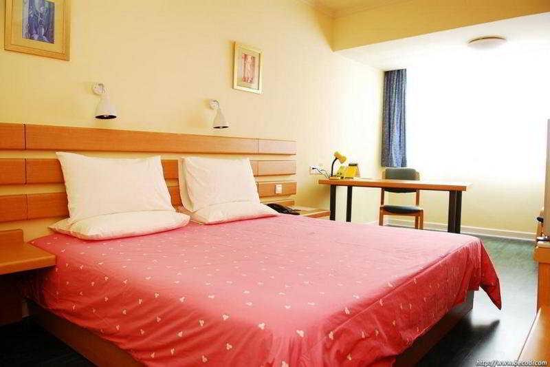 Home Inn Haicheng Street