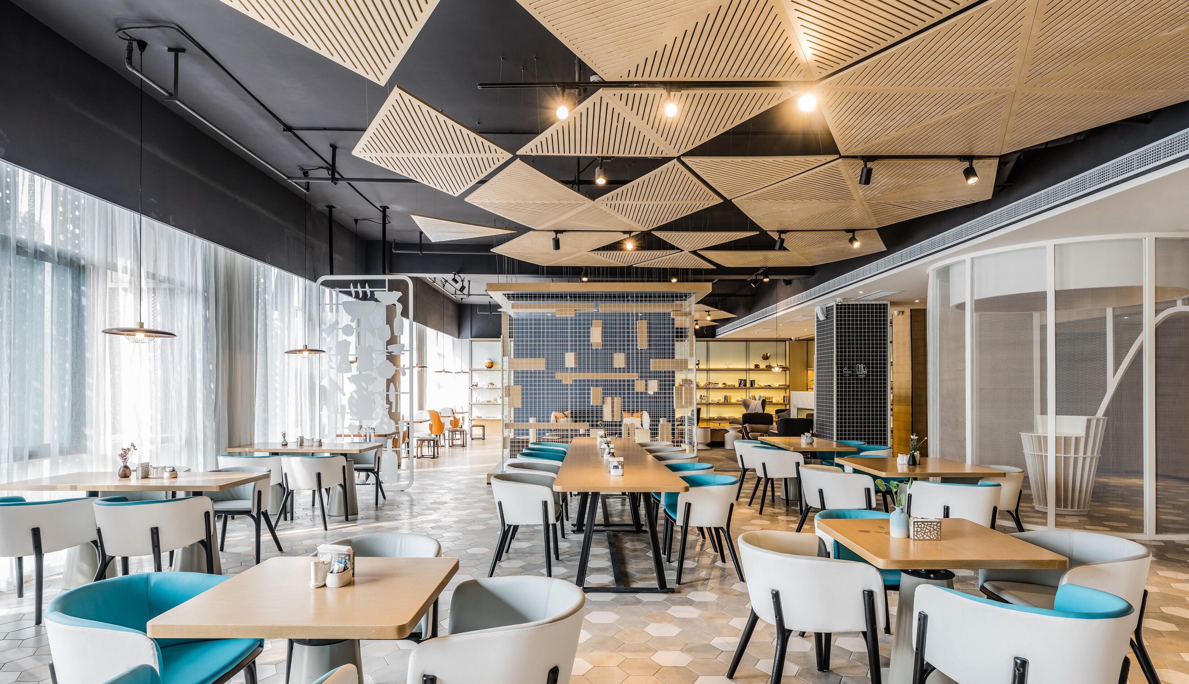 Atour Hotel Jinzhou Ave Airport Ningbo
