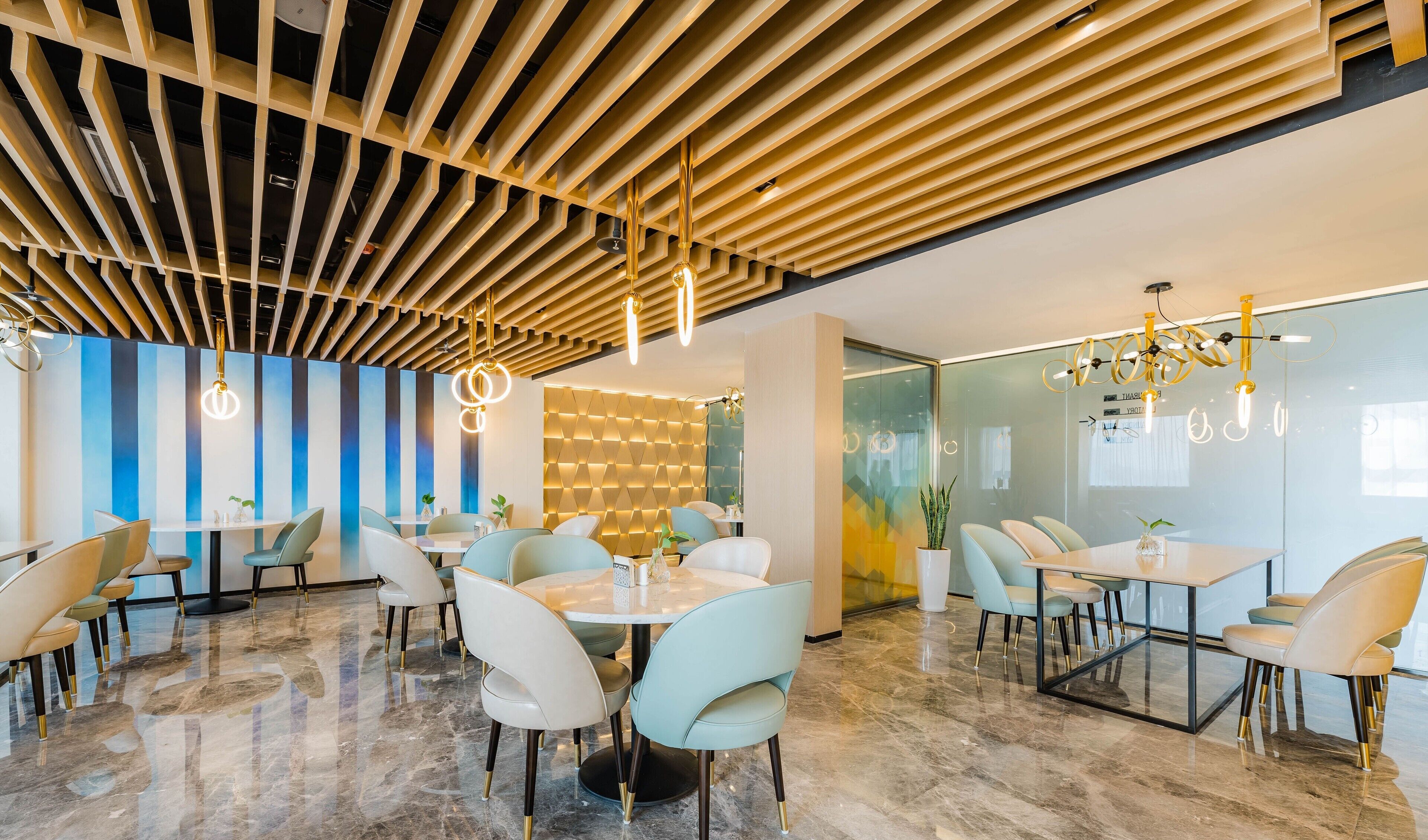 Atour Hotel Jinzhou Ave Airport Ningbo