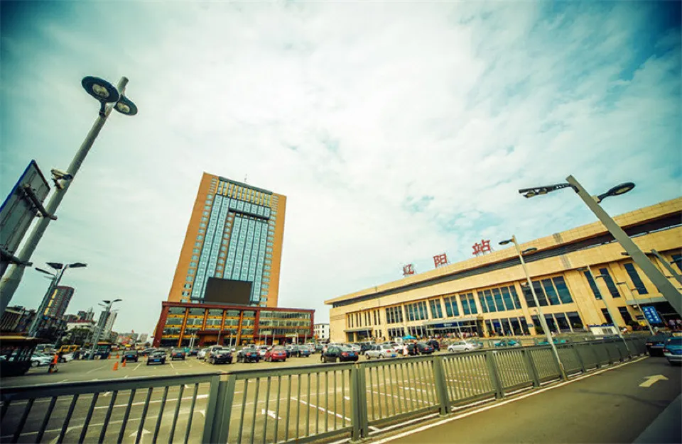 Golden Palace Trade & Business Hotel