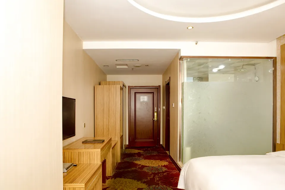 Golden Palace Trade & Business Hotel