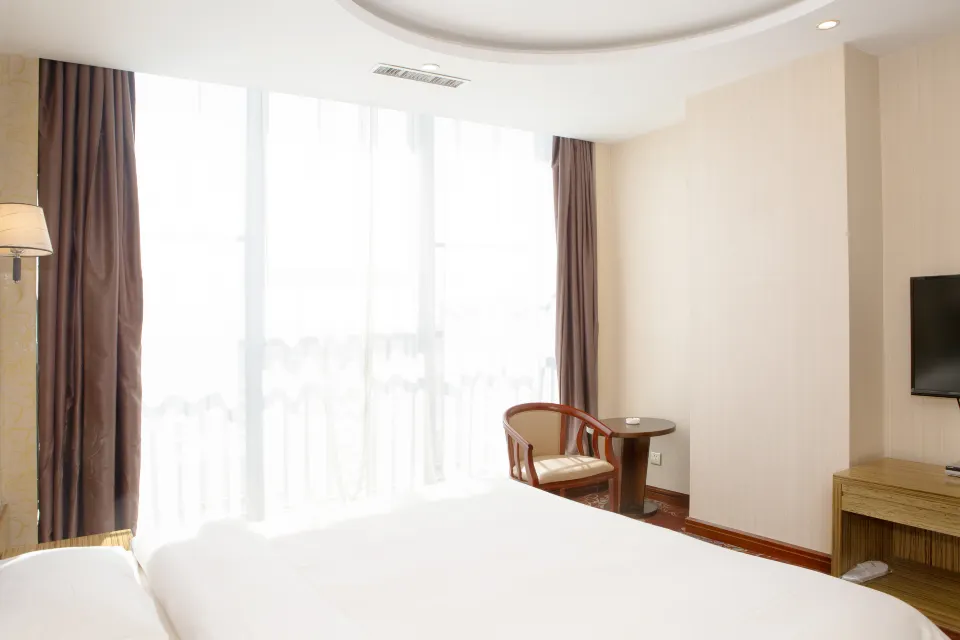 Golden Palace Trade & Business Hotel