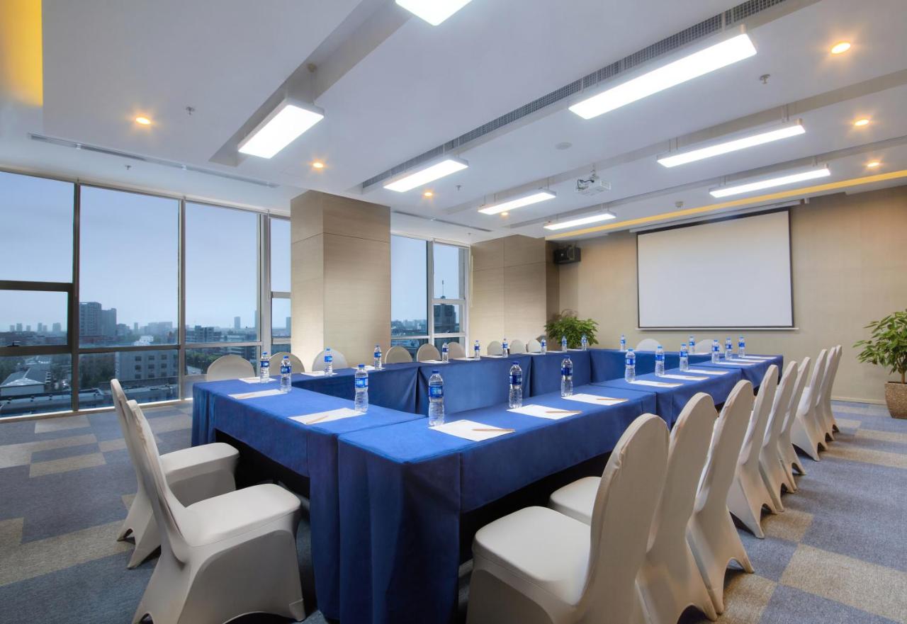 Holiday Inn Express Panjin Downtown