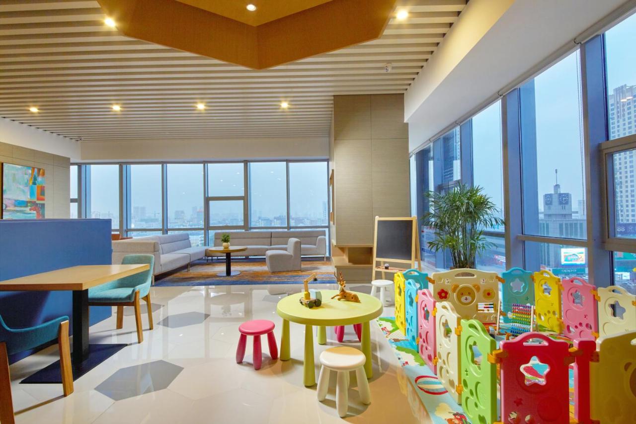 Holiday Inn Express Panjin Downtown