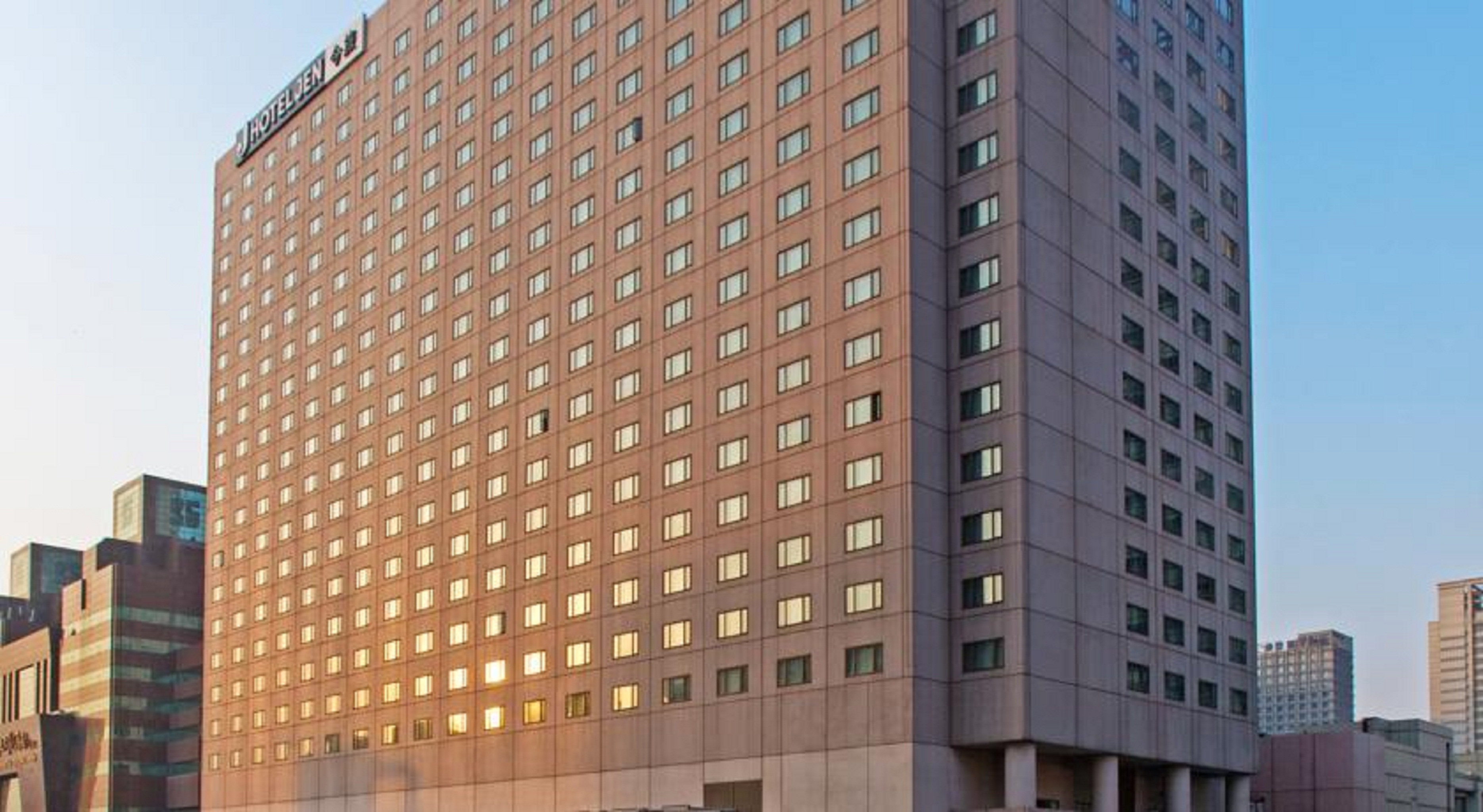 JEN Shenyang by Shangri-La