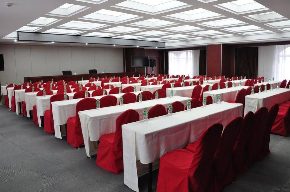Liaoning Ningshan Hotel Shenyang North Railway Station