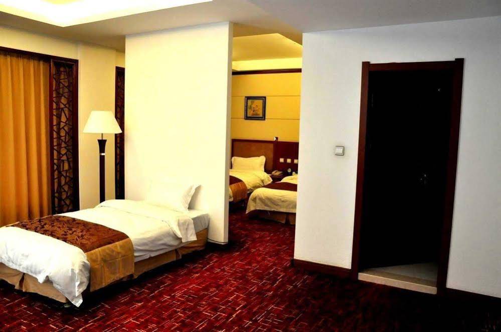 Liaoning Ningshan Hotel Shenyang North Railway Station