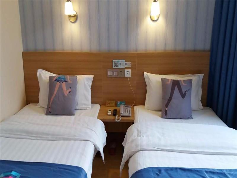 Pai Hotel Shenyang Railway Station