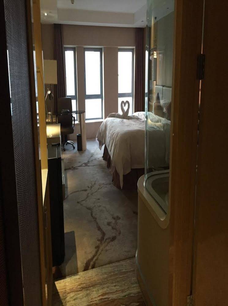 Top Elites City Resort Spa Hotel