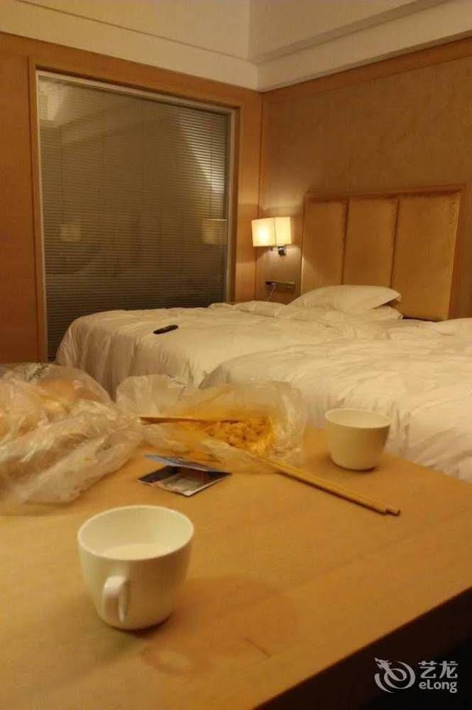 Jinlu International Hotel