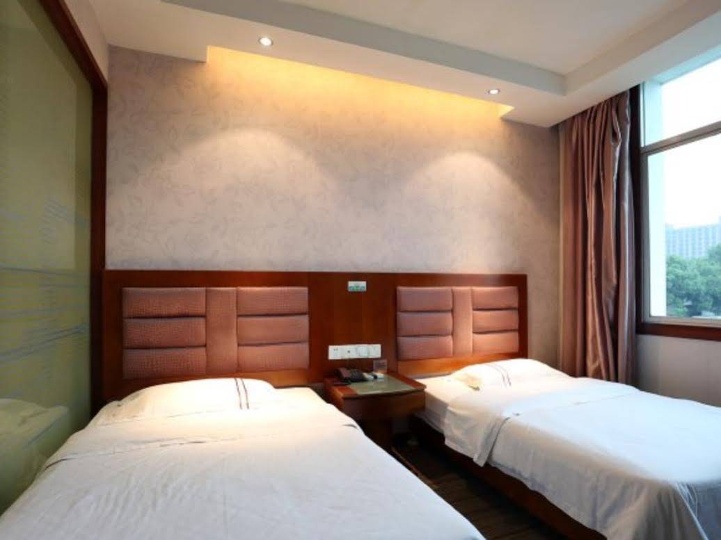 Kaiserdom Changsha West Bus Terminal