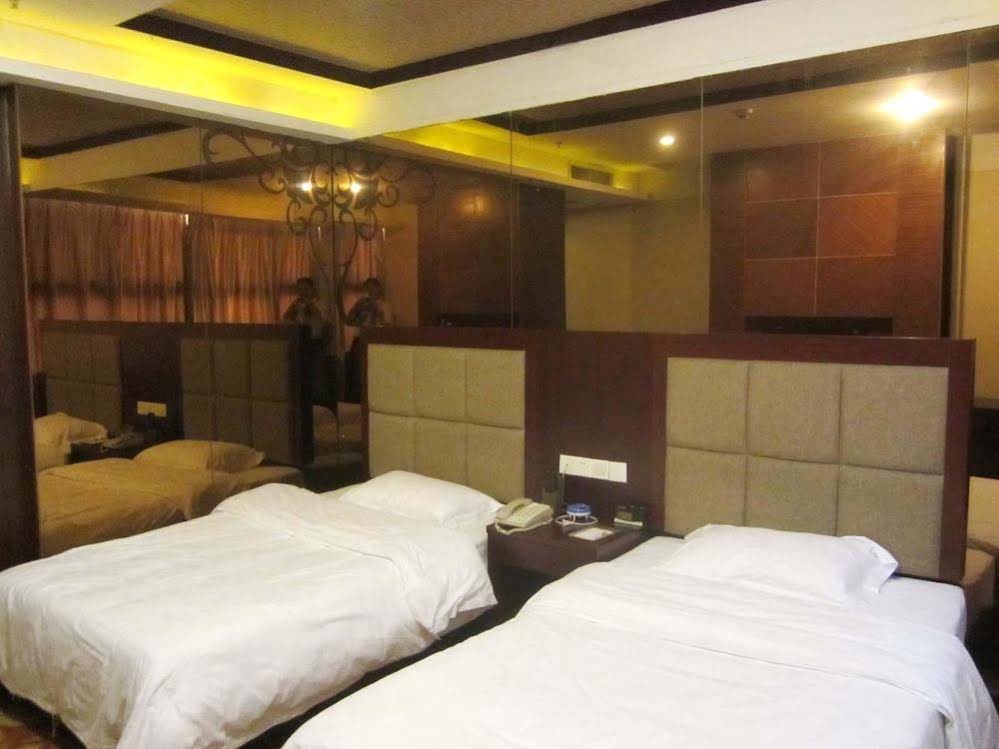 Mei Ao Si Le Hotel - Changsha