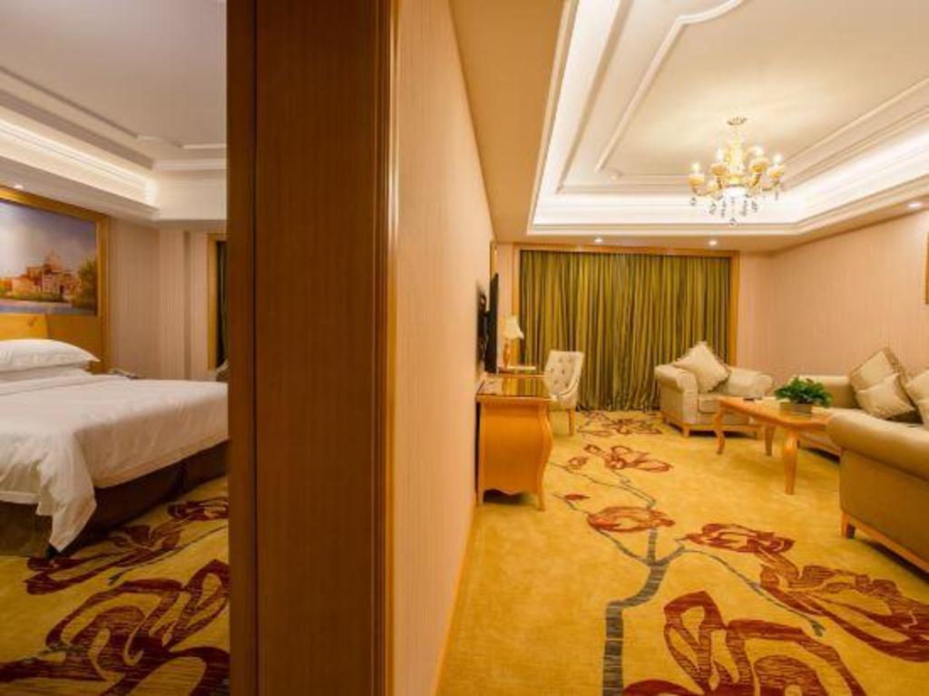 Vienna International Hotel