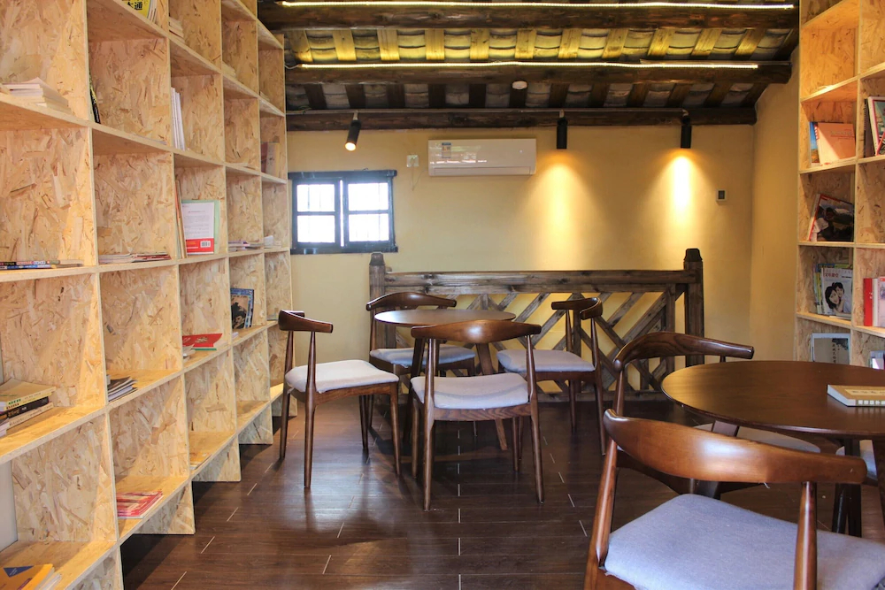 Chaozhou Shifeng Yingbin Inn