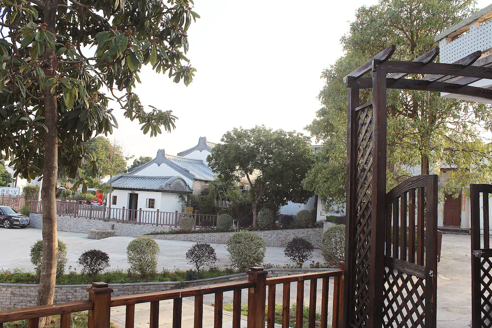 Chaozhou Shifeng Yingbin Inn