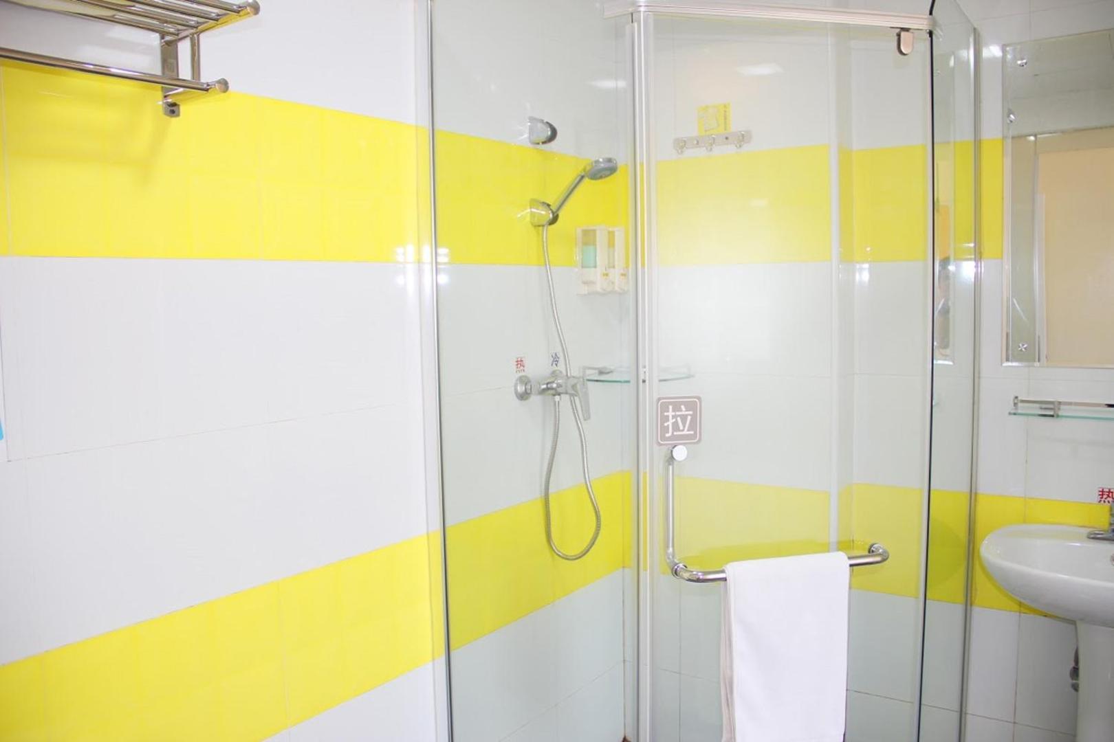 7Days Inn Jiangmen Peng Jiang Qiao North
