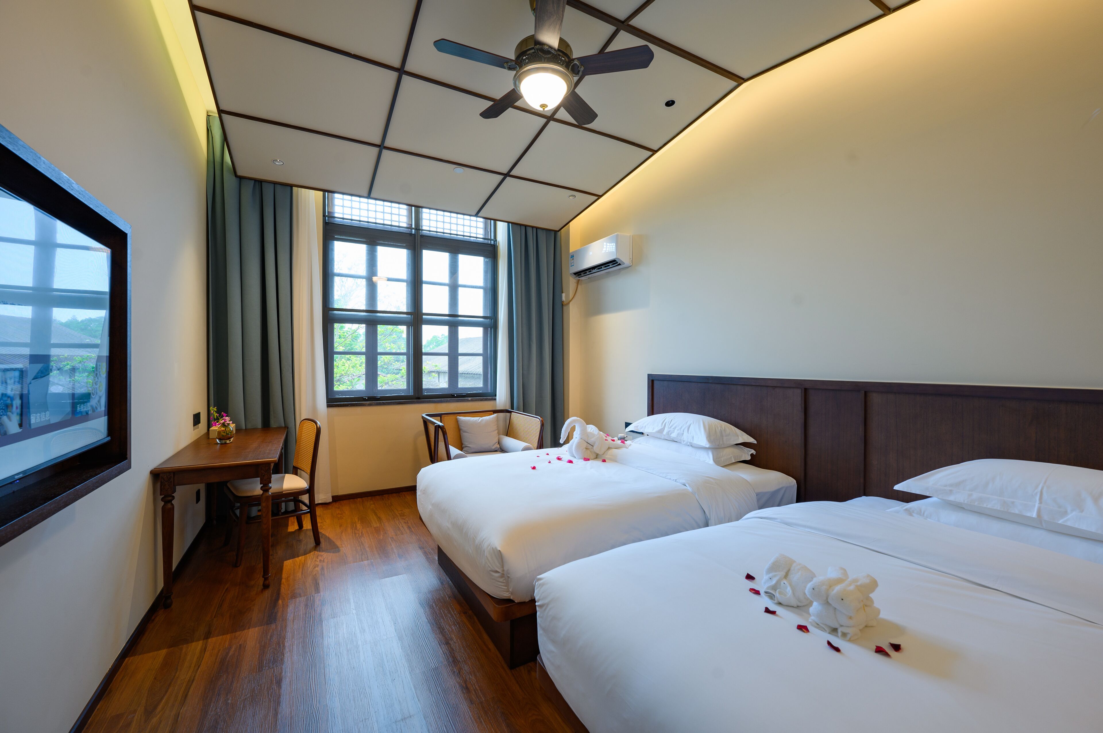 Chikan Li Yuan Hotel