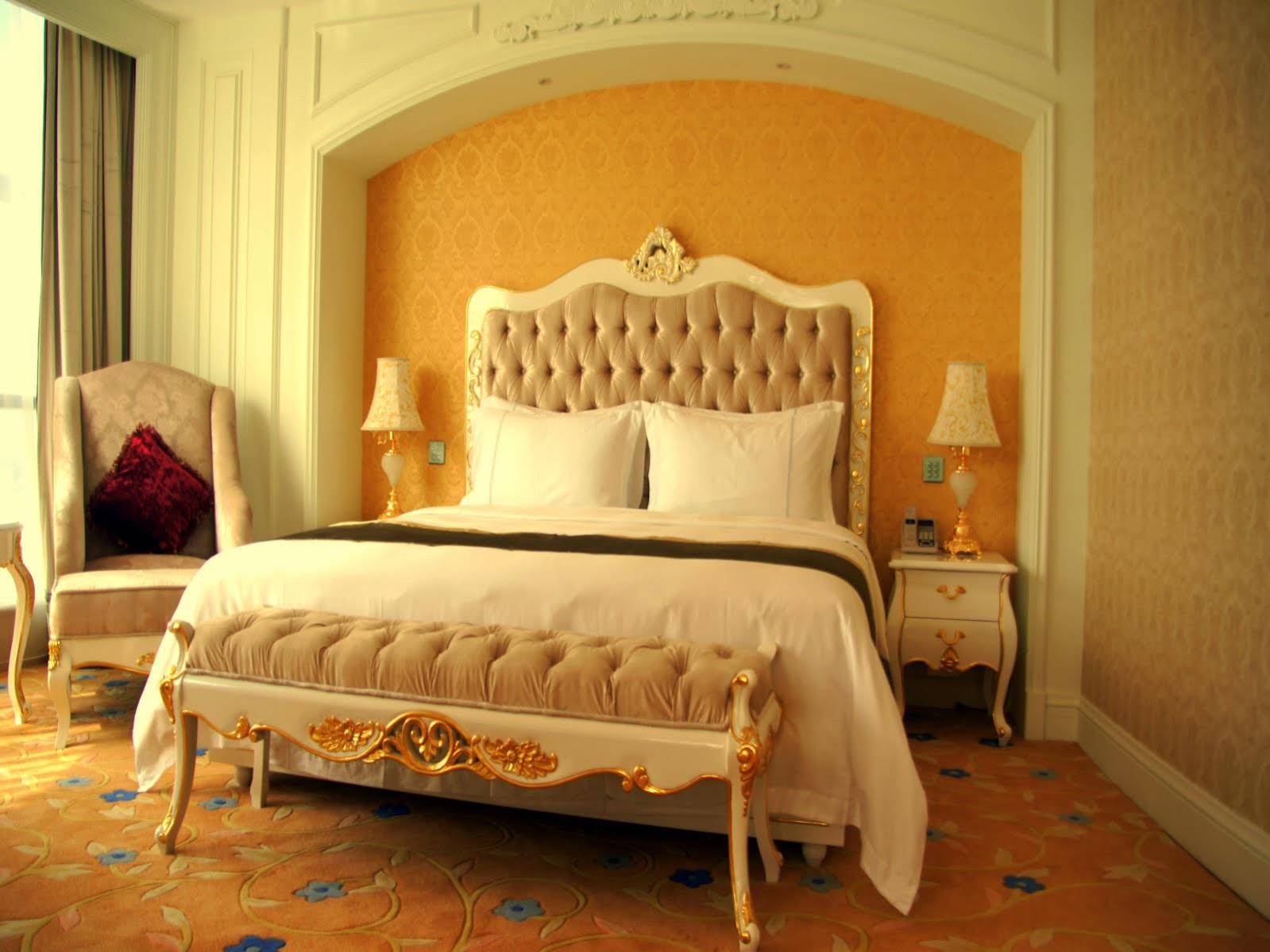 Luoding International Hotel