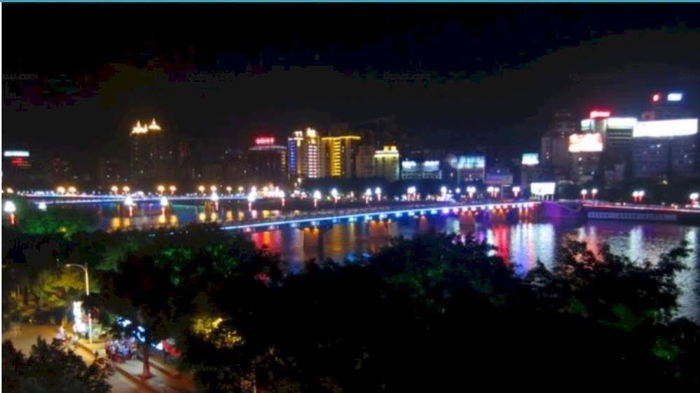 Loft Inn Xihe Passenger Transportation Center