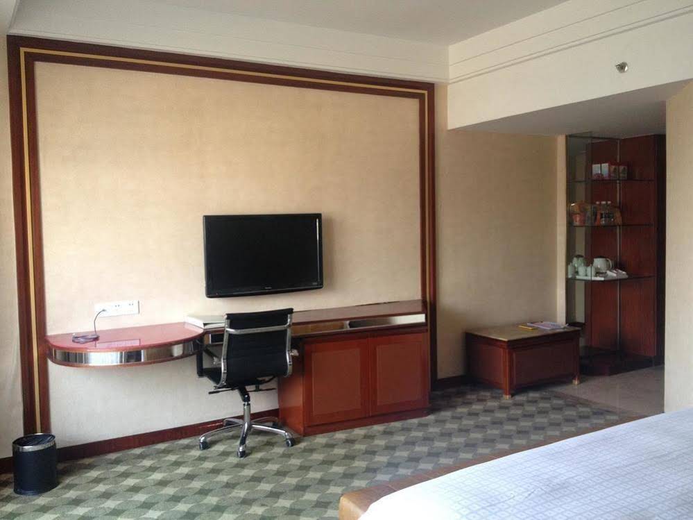 Shaoguan South Spring Hotel