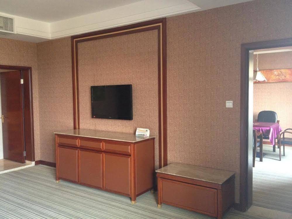 Shaoguan South Spring Hotel