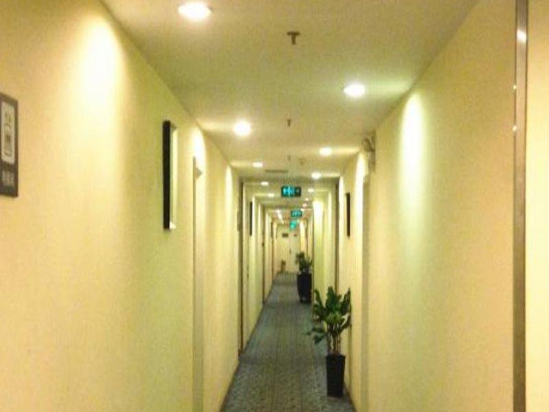 7 Days Inn Zunyi Haier Road Branch