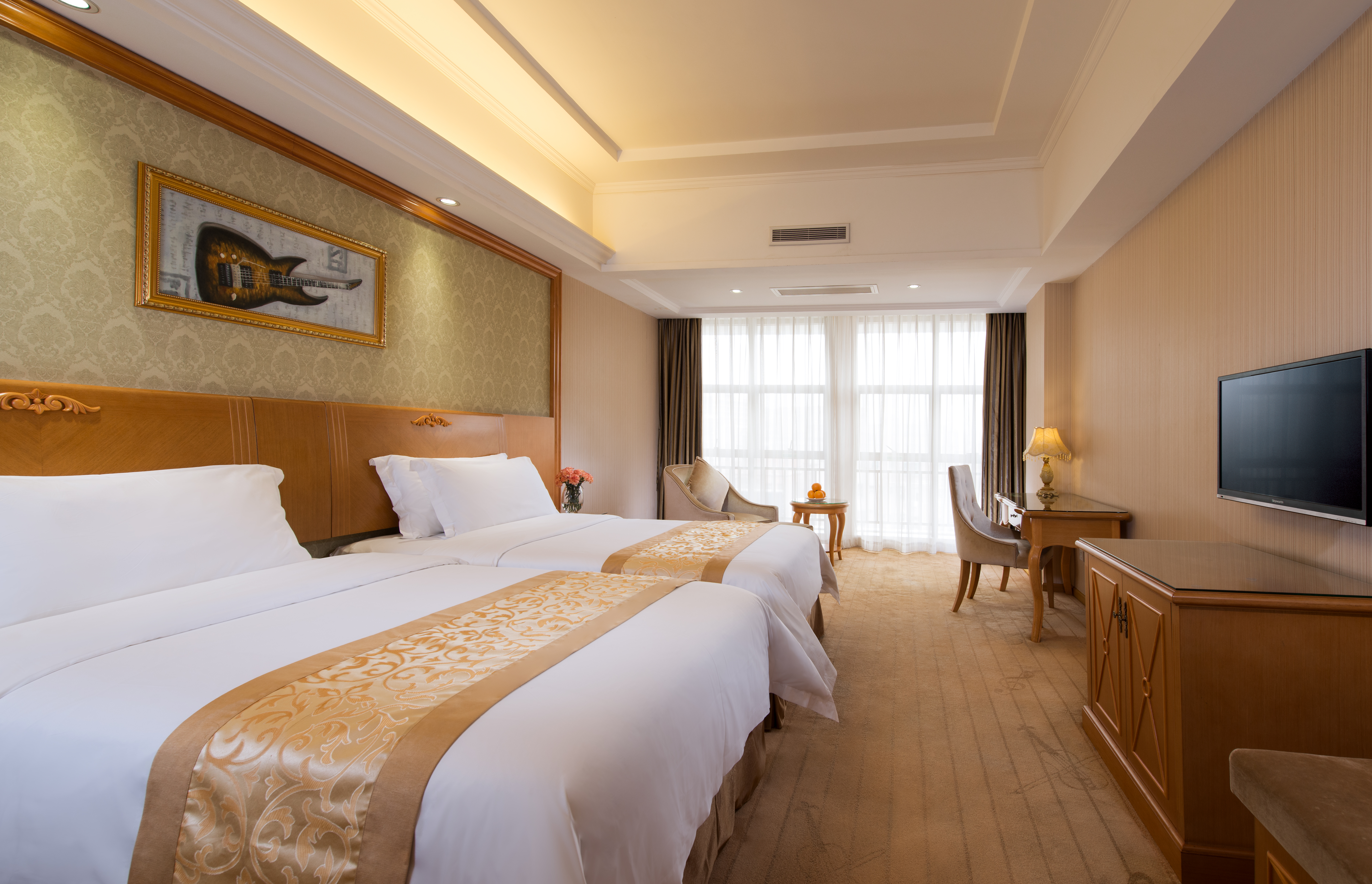 Vienna Hotel Tianbao Road