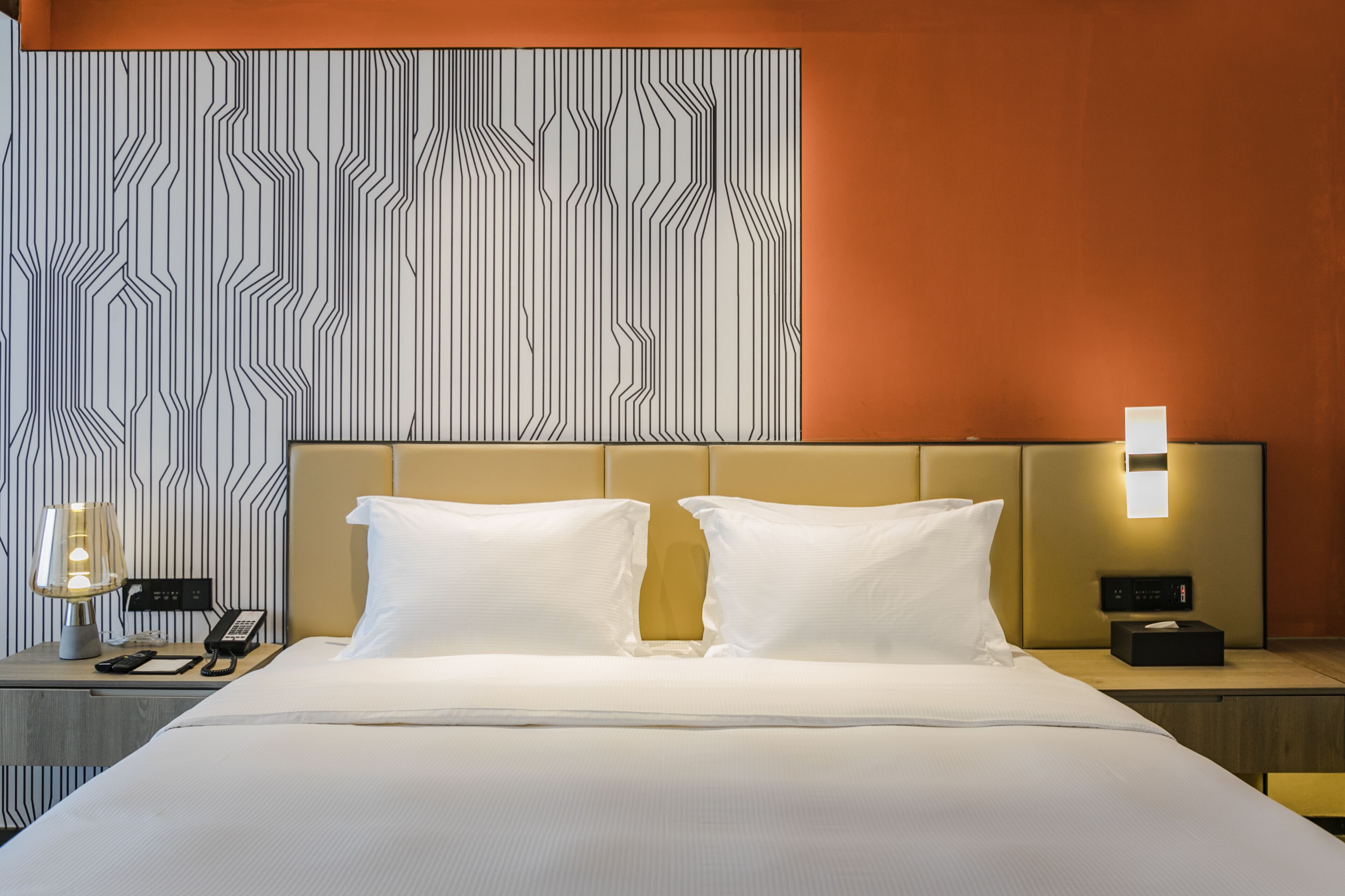 Pesht Premier Hotel