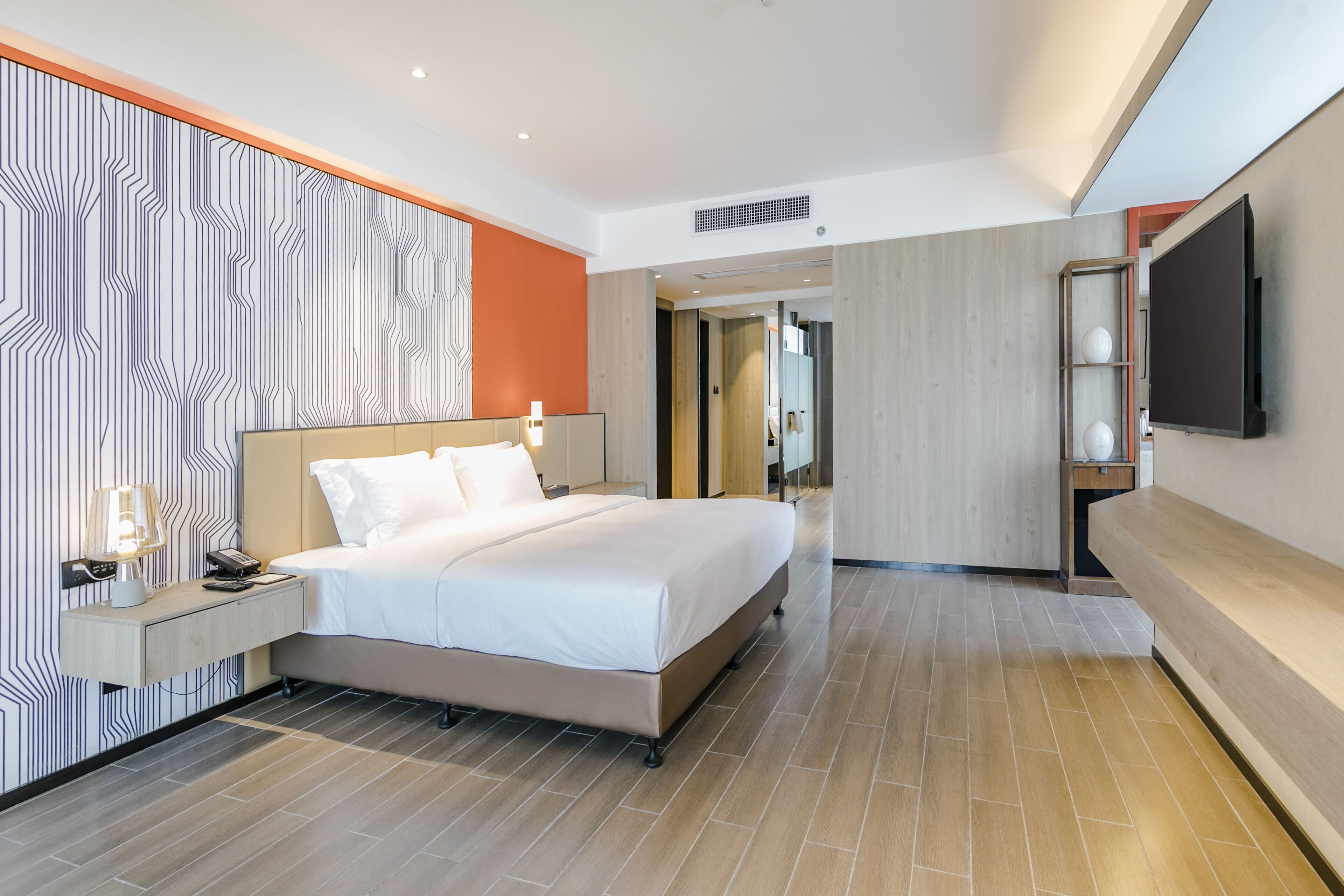 Pesht Premier Hotel