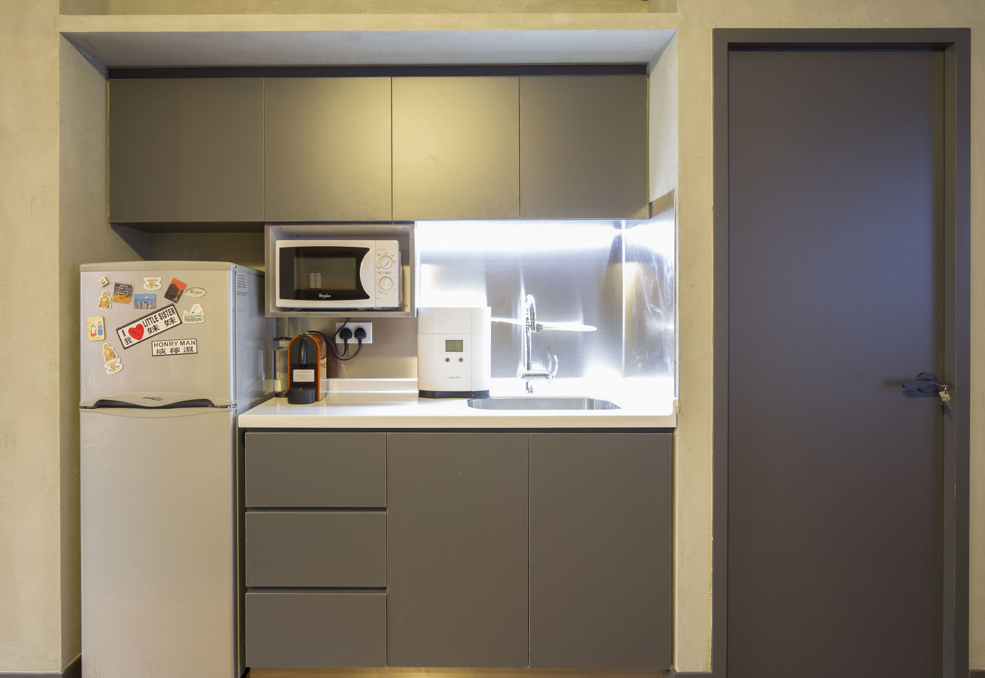 Check Inn HK - Hostel