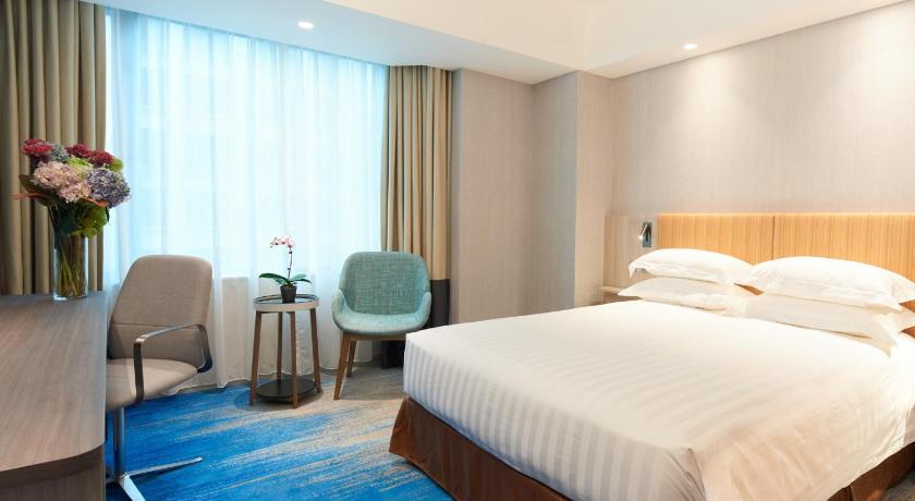 Wharney Guang Dong Hotel