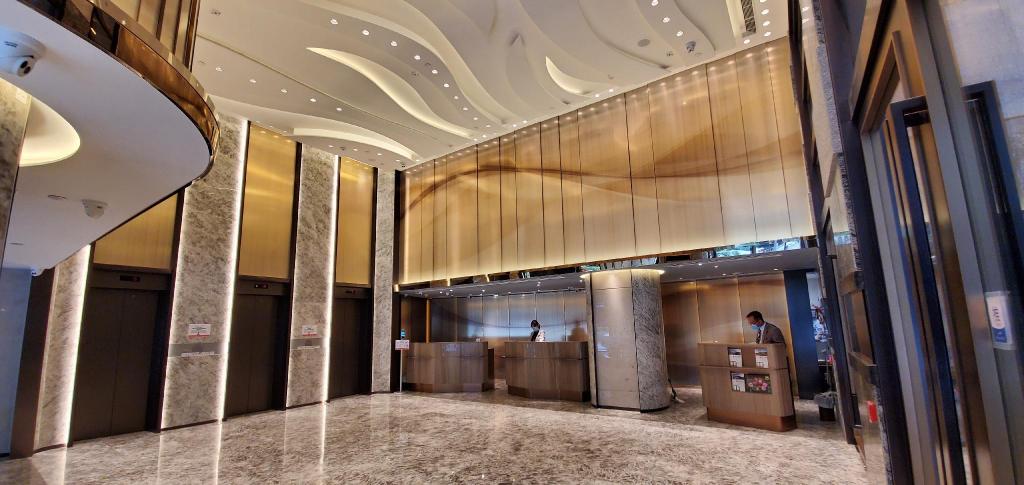 Wharney Guang Dong Hotel