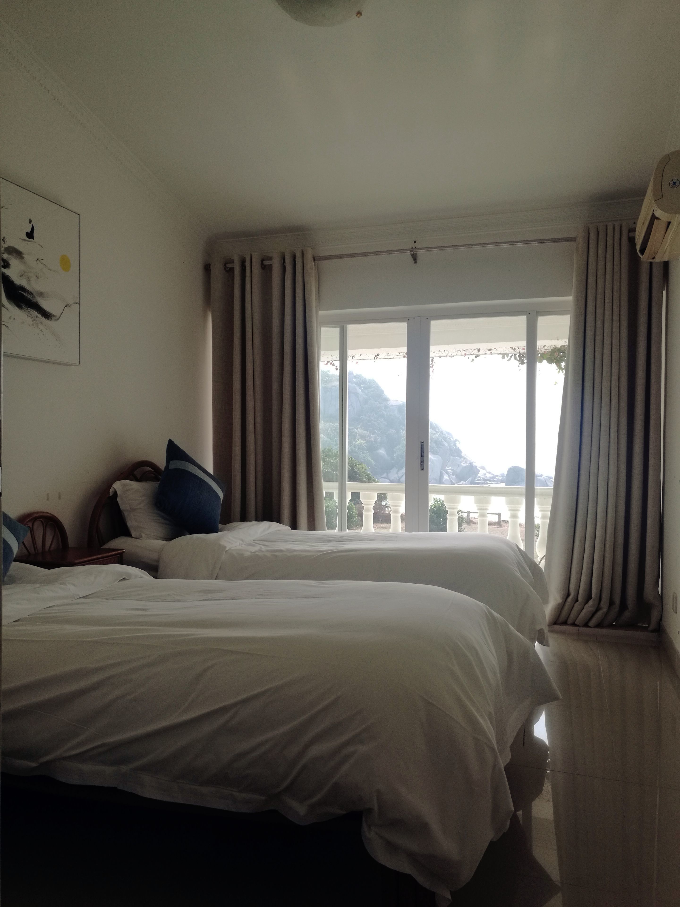 Xun Liao Bay Delta Island Hotel